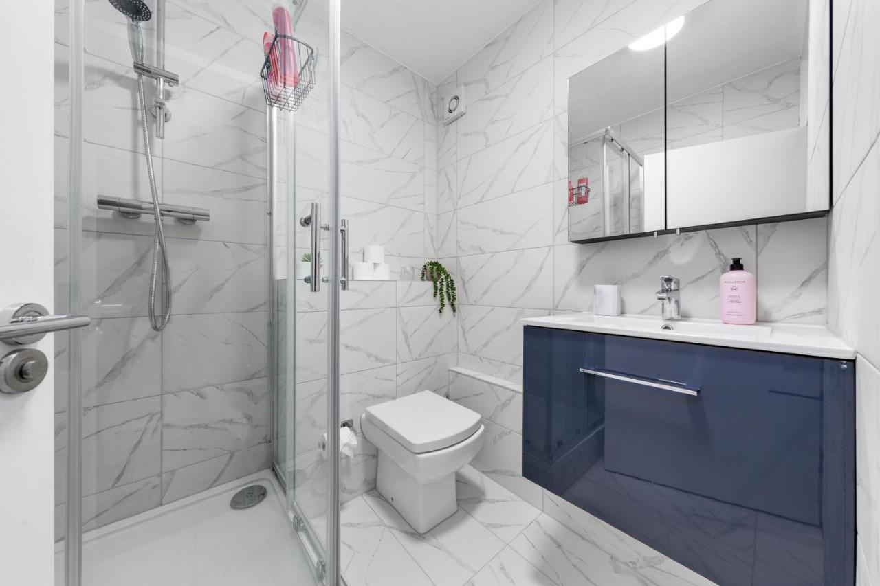 Appartamento Sleep14 In Victoria London 43Vpr Esterno foto